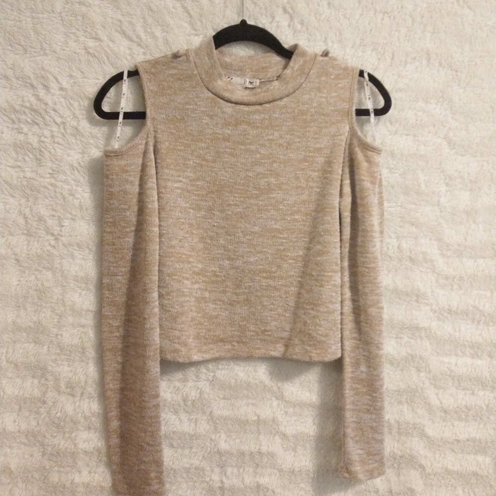 Off the shoulder, long sleeve shirt,